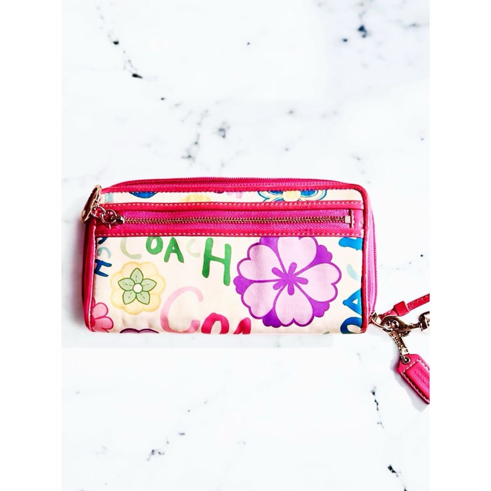 COACH Colorful Daisy Floral Graffiti Wallet Billfold Wristlet Pink Trim 8 x 4 - Picture 2 of 12